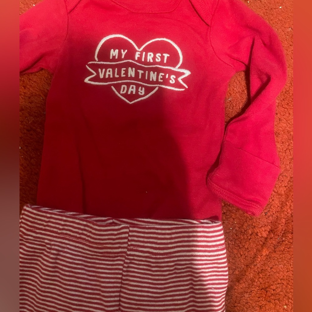 Valentine’s Day baby 0-3 months matching set